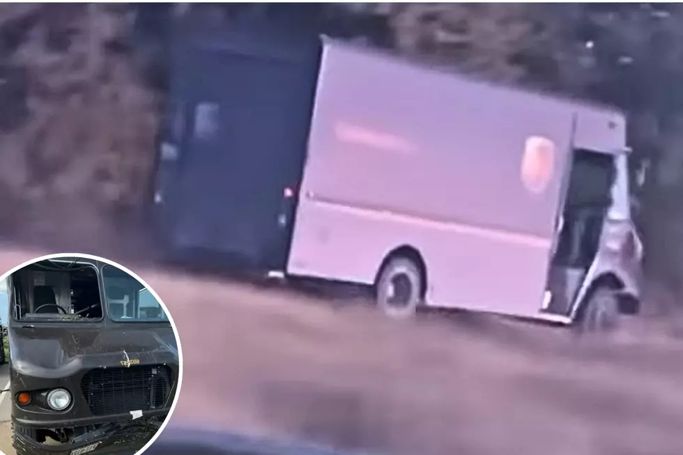 Texas UPS Man Passes Out While Driving From Heat Related Issues