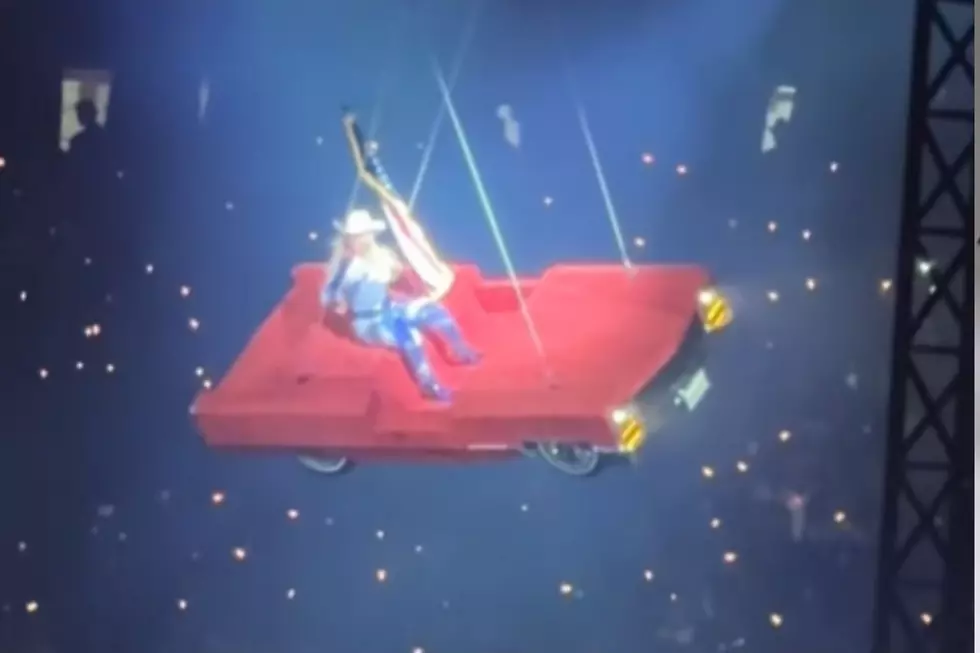 Beyonce’s Flying Car Malfunctions Mid-Air at Houston Show